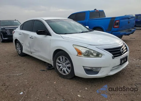2015 Nissan Altima 2.5 from USA, damaged, VIN 1N4AL3AP9FN340130